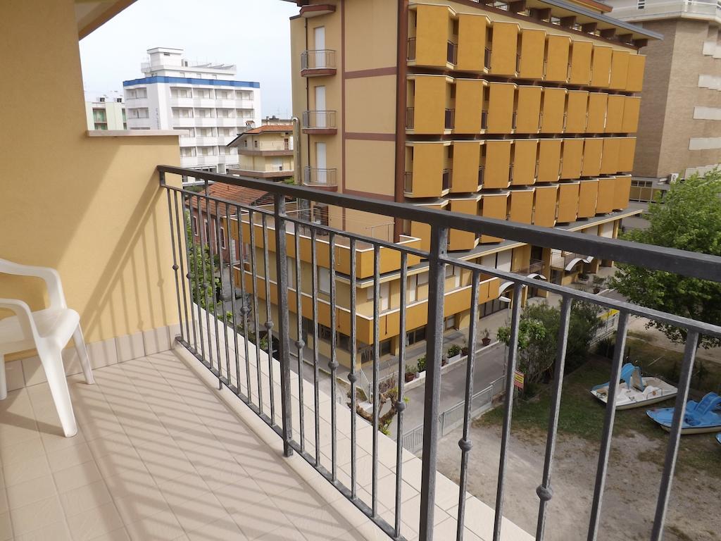 Hotel Mimosa Bellaria-Igea Marina Oda fotoğraf