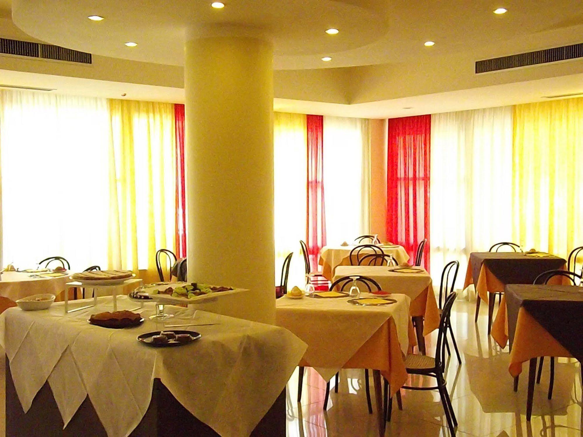 Hotel Mimosa Bellaria-Igea Marina Dış mekan fotoğraf